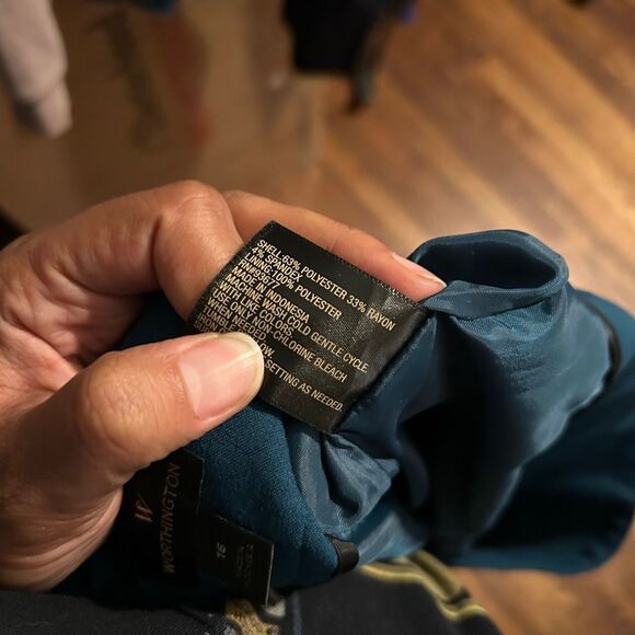 New Worthington Skirt - Picture 5 of 5